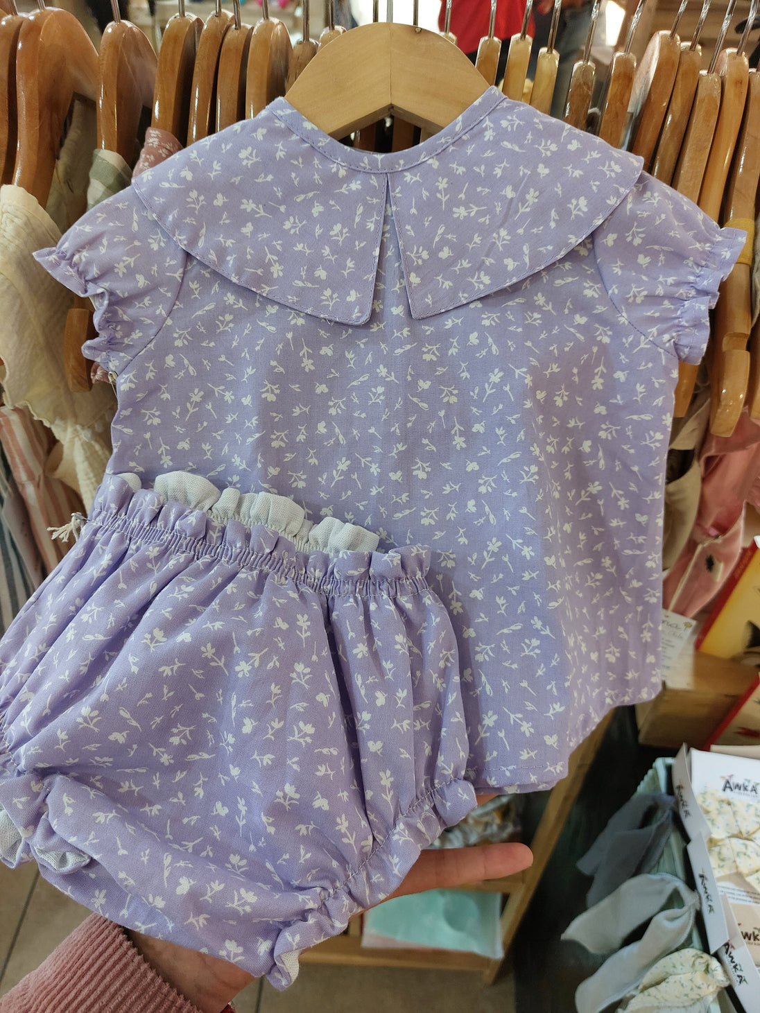 Blusa manga corta floreado lila - Lina Sustentable, ropa Niño Chile, ropa de niño en oferta