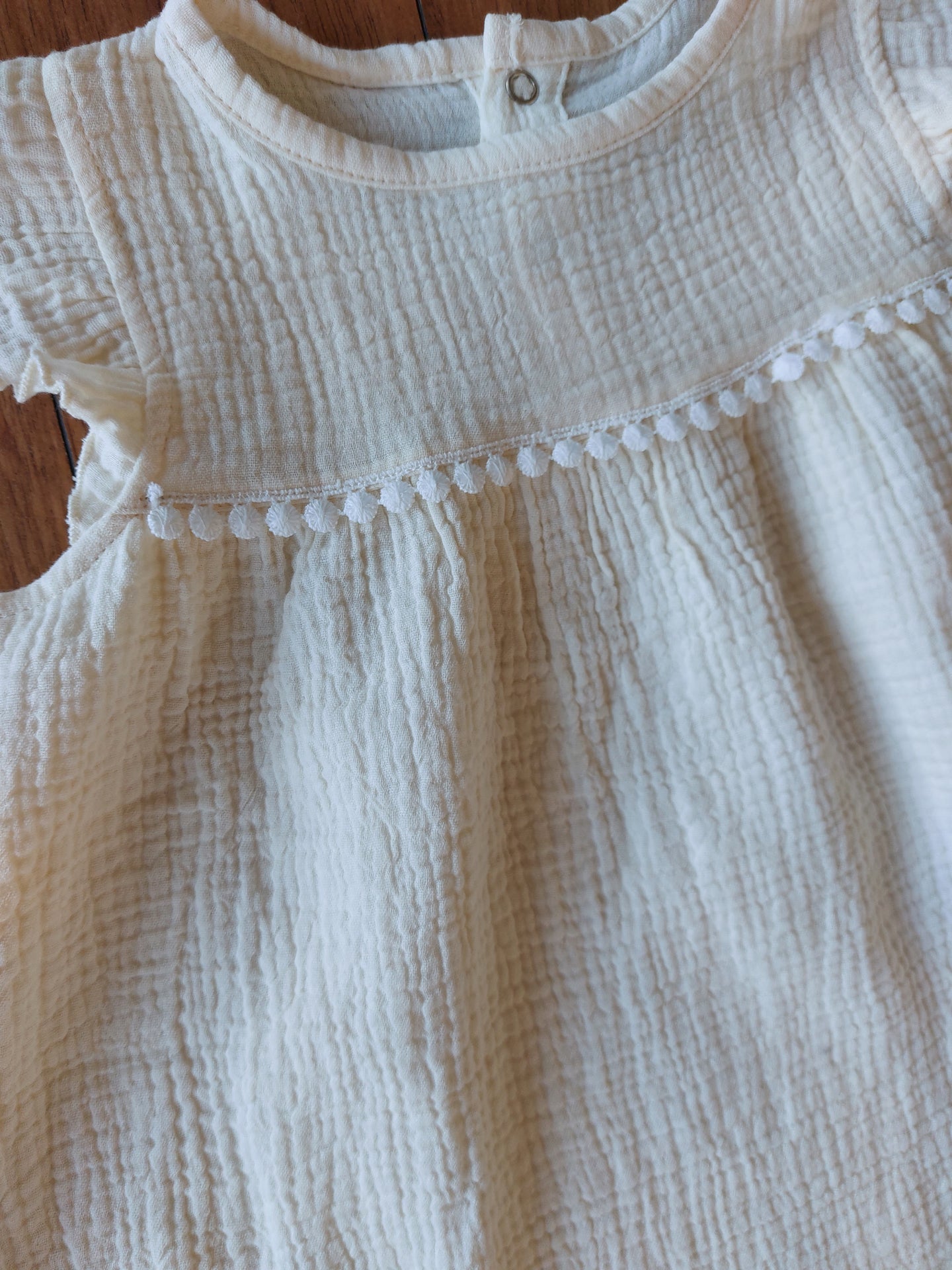 Vestido bolillo muselina orgánica - Lina Sustentable, ropa Niño Chile, ropa de niño en oferta