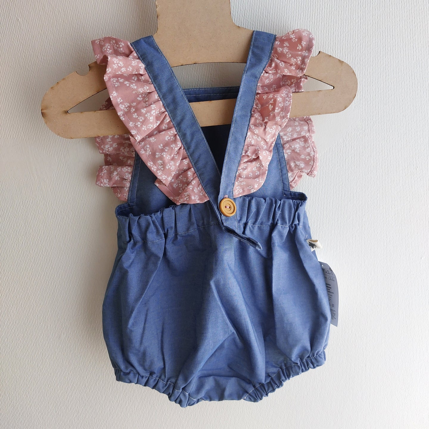 Ranita con volante bicolor lino aldogón broderie bolillo - Lina Sustentable, ropa Niño Chile, ropa de niño en oferta