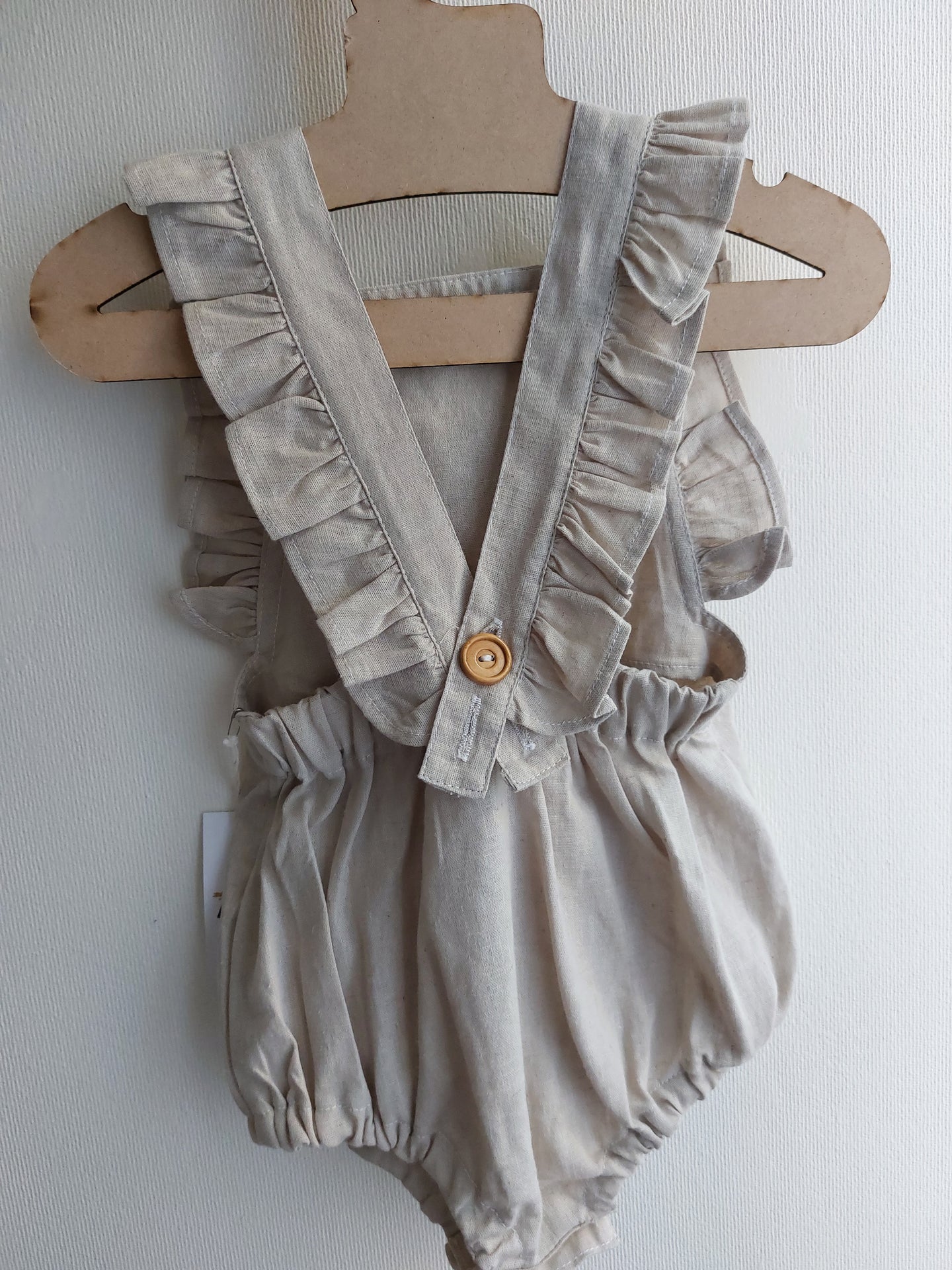 Ranita con volante lino - Lina Sustentable, ropa Niño Chile, ropa de niño en oferta