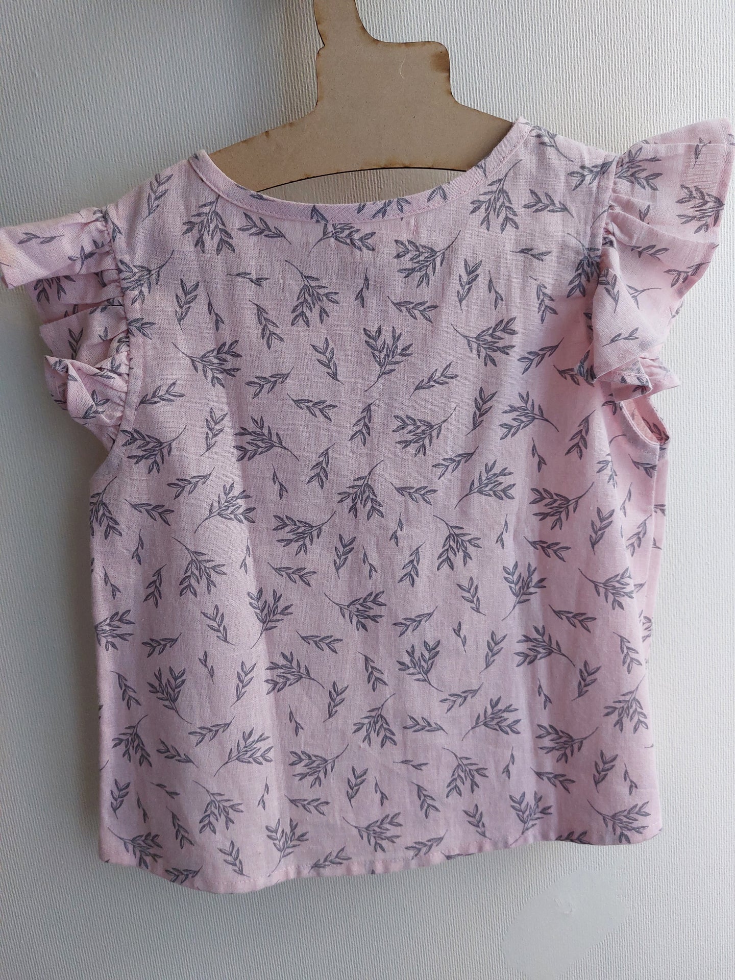 Blusa alas hojas rosa - Lina Sustentable, ropa Niño Chile, ropa de niño en oferta