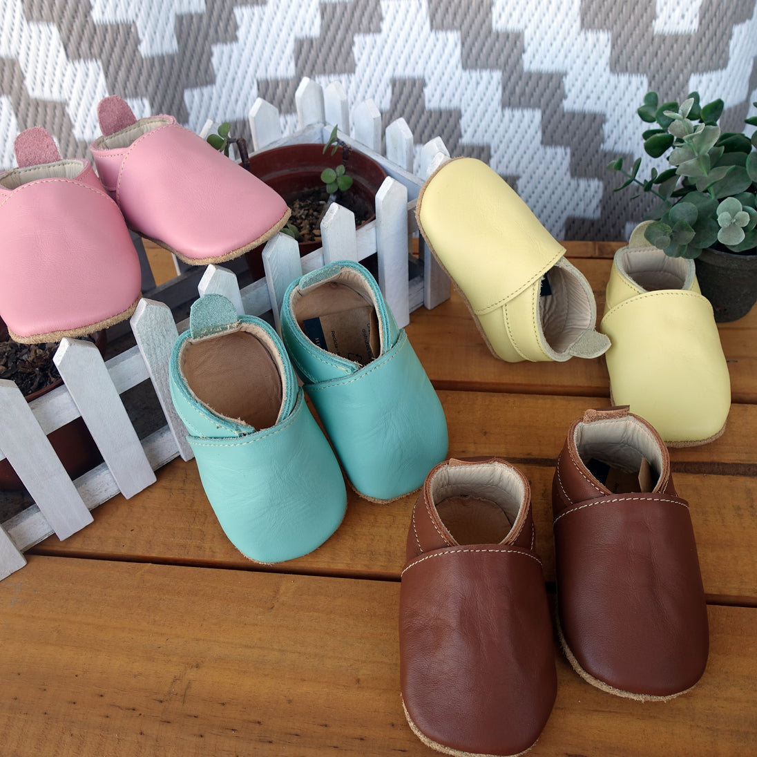Zapato gateador antideslizante cuero - Lina Sustentable, ropa Niño Chile, ropa de niño en oferta