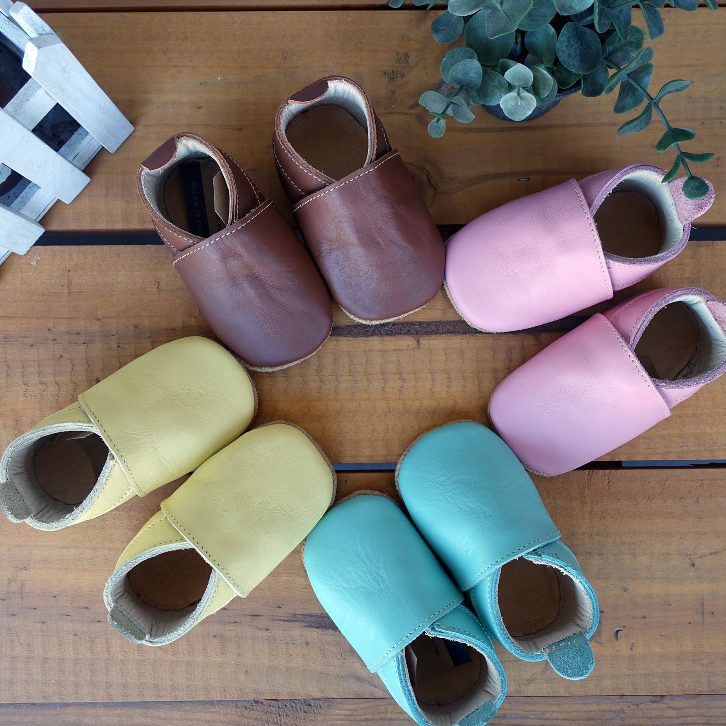 Zapato gateador antideslizante cuero - Lina Sustentable, ropa Niño Chile, ropa de niño en oferta