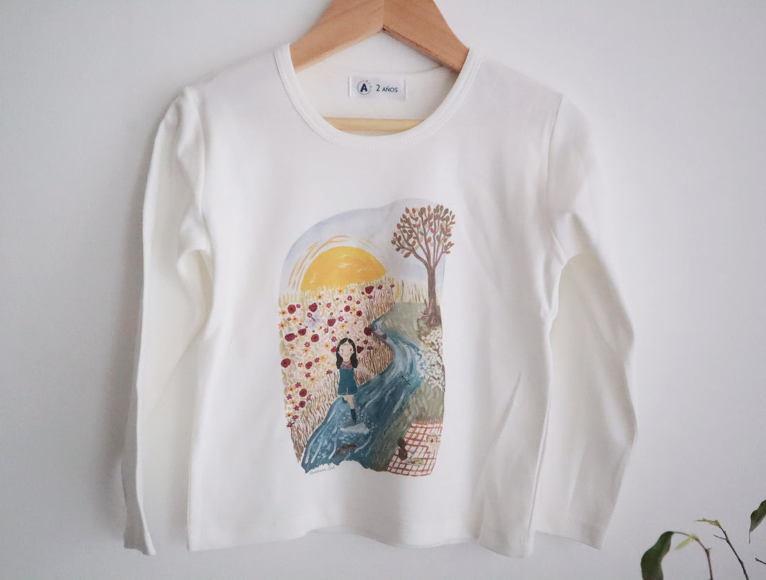 Polera blanca manga larga ilustrada estampada - Lina Sustentable, ropa Niño Chile, ropa de niño en oferta