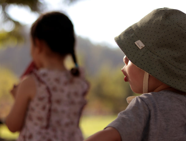 Gorro bucket algodón - Lina Sustentable, ropa Niño Chile, ropa de niño en oferta
